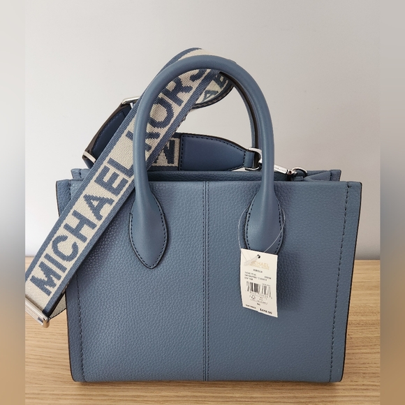 NWT Michael Kors Mirella Small Pebbled Leather Crossbody Bag Blue - Picture 3 of 5